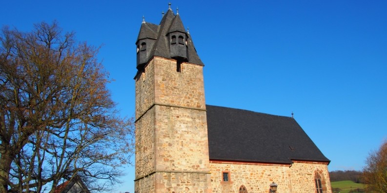 Wehrkirche in Ober-Ofleiden- Zeigt eine vergrößerte Version