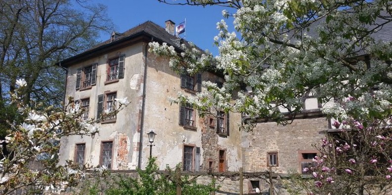 Schloss- Zeigt eine vergrößerte Version