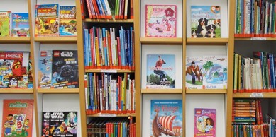 Kinderbücher in der Bibliothek