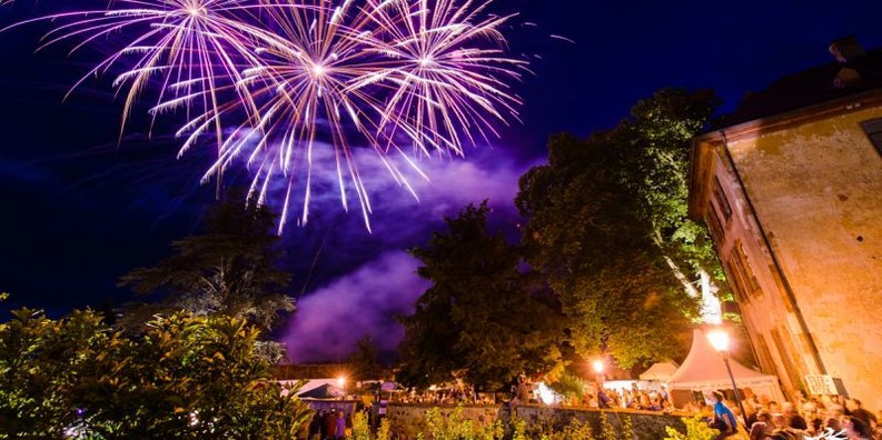Feuerwerk auf dem Schloss Feuerwerk auf dem Schloss