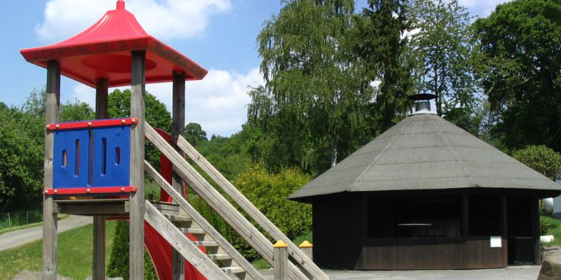 Grillhütte Ober-Ofleiden Grillhütte Ober-Ofleiden - Zeigt eine vergrößerte Version