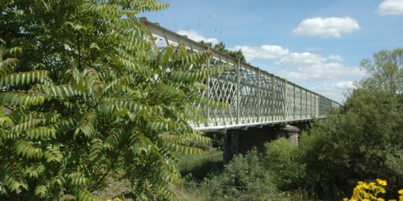 Brücke von Thouaré- Zeigt eine vergrößerte Version